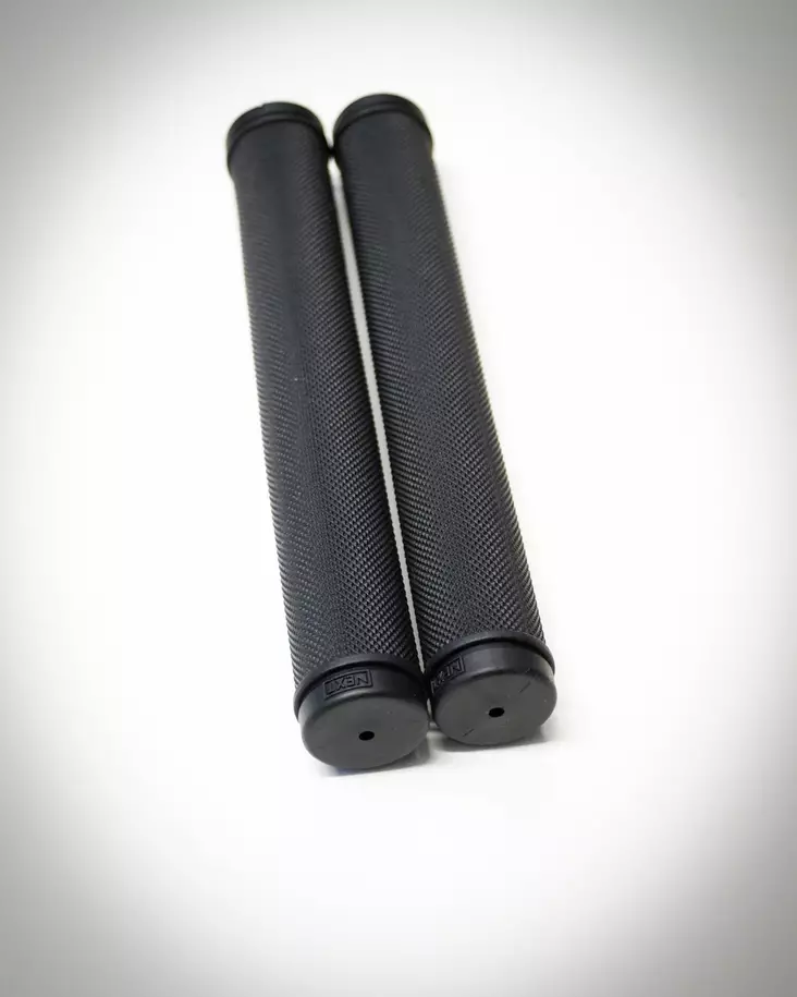 NEXT Tupet 7" Musta - Lukko tarvikkeet - 17151 - 1